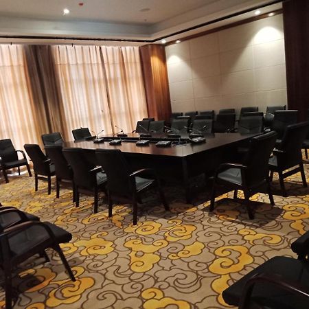 Hotel Kaloum Конакри Экстерьер фото