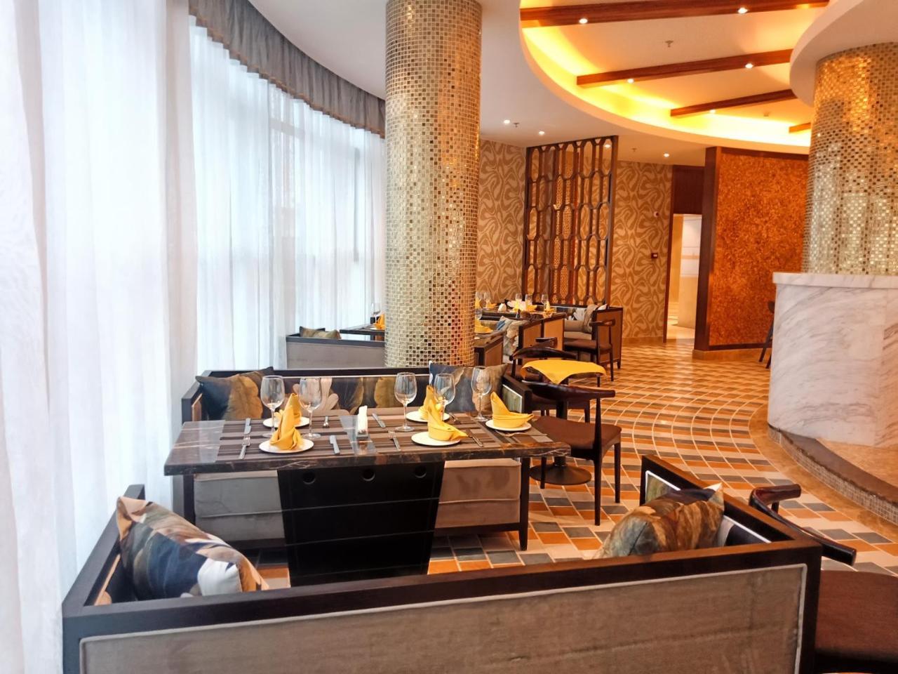 Hotel Kaloum Конакри Экстерьер фото