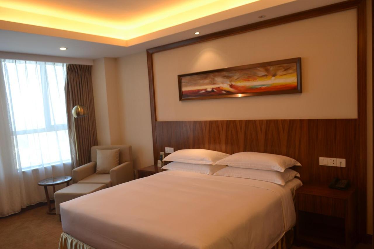 Hotel Kaloum Конакри Экстерьер фото